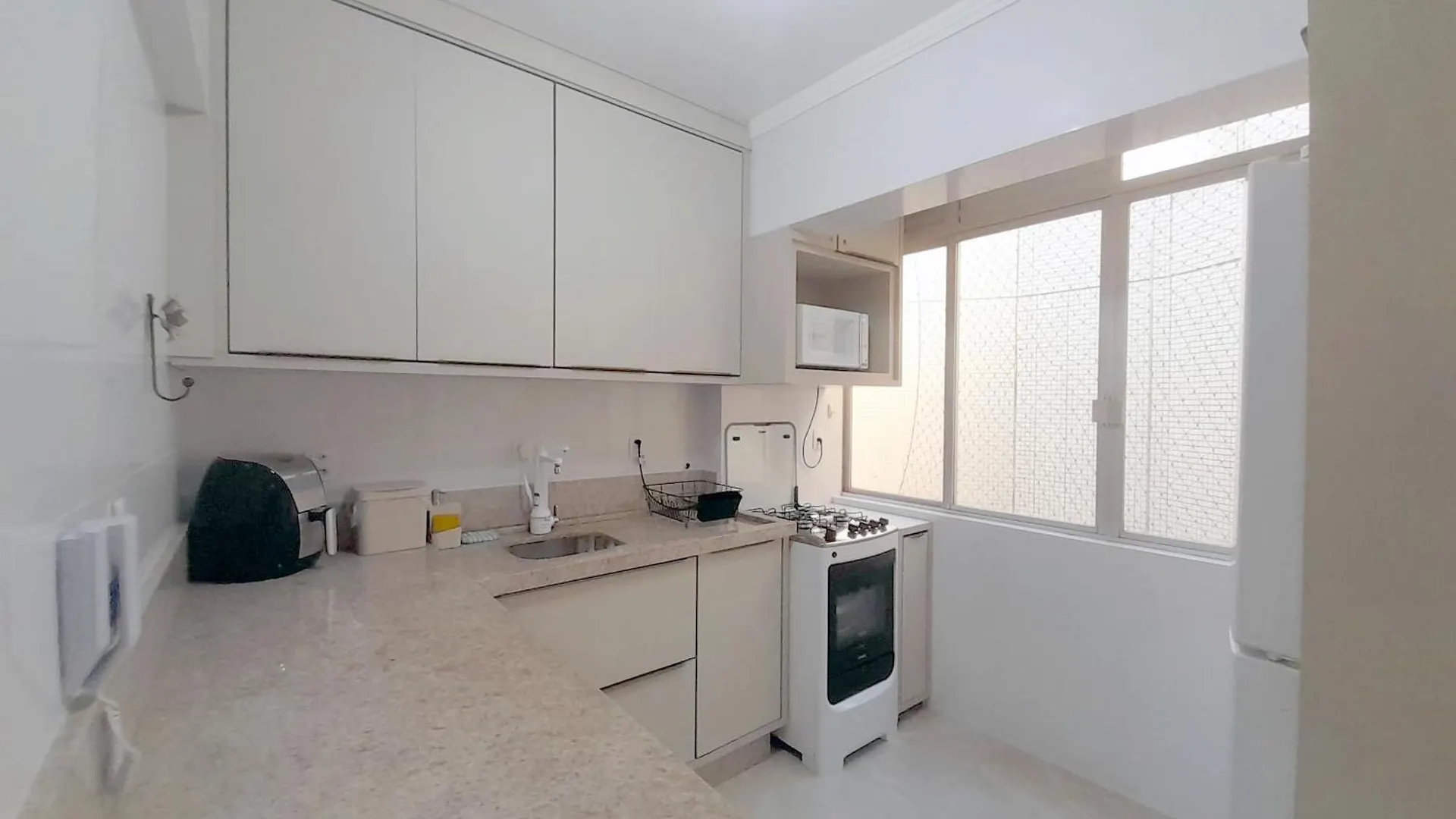 Apartamento Aconchegante, Pe Na Areia, 1 Dormitorio - Andar Alto Balneário Camboriú